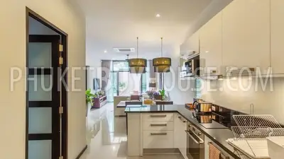 NAI7048: Nai Harn Villa with Private Garden and Pool. Photo #18