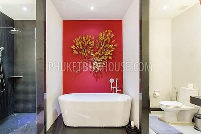 NAI7048: Nai Harn Villa with Private Garden and Pool. Photo #20