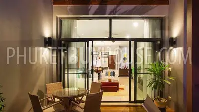 NAI7048: Nai Harn Villa with Private Garden and Pool. Photo #15