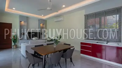 RAW22389: Inviting 4-Bedroom Villa with Private Pool Near Nai Harn and Rawai Beaches. Photo #8