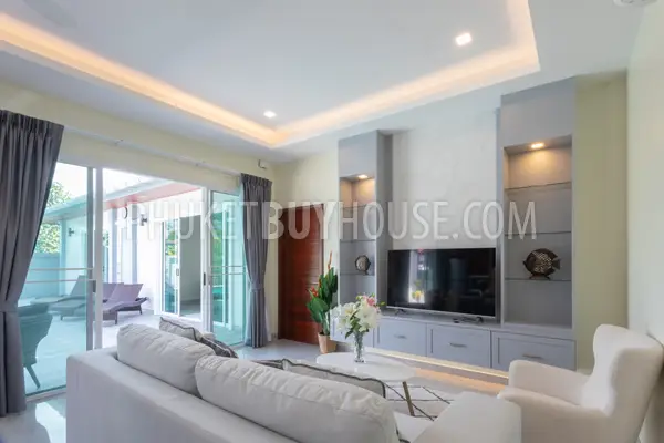 RAW22389: Inviting 4-Bedroom Villa with Private Pool Near Nai Harn and Rawai Beaches. Photo #49