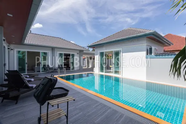 RAW22389: Inviting 4-Bedroom Villa with Private Pool Near Nai Harn and Rawai Beaches. Photo #55