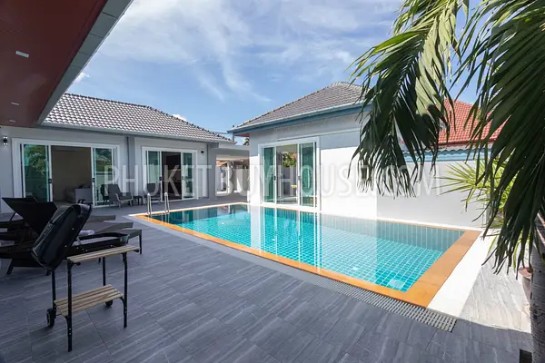 RAW22389: Inviting 4-Bedroom Villa with Private Pool Near Nai Harn and Rawai Beaches. Photo #13
