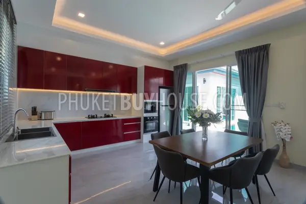 RAW22389: Inviting 4-Bedroom Villa with Private Pool Near Nai Harn and Rawai Beaches. Photo #64