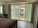 PAT7064: 3-Bedroom Apartment on the top floor, Patong. Thumbnail #11