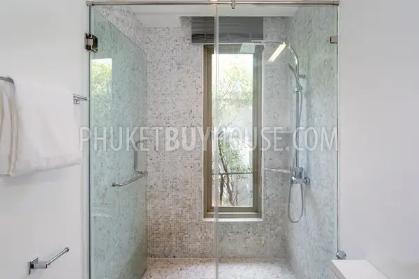 BAN7066: 5 Bedroom Villa in Luxury Bang Tao Project. Photo #31