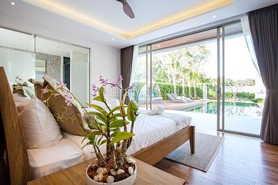 BAN7071: Balinese Style 3-Bedroom Villas in Bang Tao Area. Photo #9