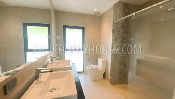 PAT7076: 1-Bedroom Villas Overlooking Patong Bay. Photo #2