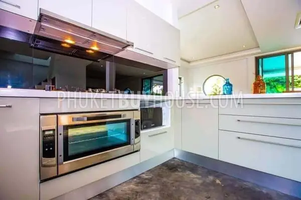 NAI7079: Pool Villa in Nai Harn. Photo #6
