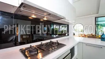 NAI7079: Pool Villa in Nai Harn. Photo #3