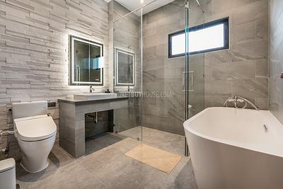 RAW22407: 4-Bedroom Villa with Saltwater Pool and Premium Interior in Rawai. Photo #5