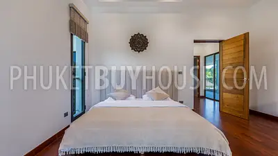 RAW22407: 4-Bedroom Villa with Saltwater Pool and Premium Interior in Rawai. Photo #4