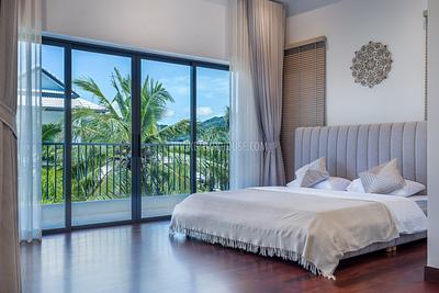 RAW22407: 4-Bedroom Villa with Saltwater Pool and Premium Interior in Rawai. Photo #7