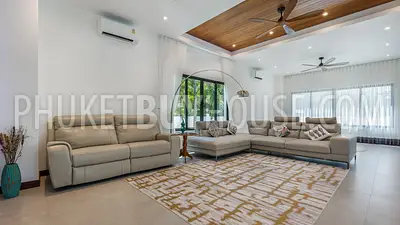 RAW22407: 4-Bedroom Villa with Saltwater Pool and Premium Interior in Rawai. Photo #17