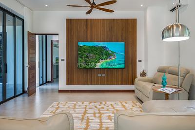 RAW22407: 4-Bedroom Villa with Saltwater Pool and Premium Interior in Rawai. Photo #14