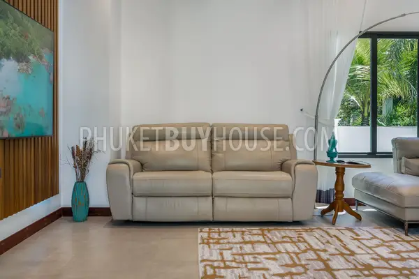 RAW22407: 4-Bedroom Villa with Saltwater Pool and Premium Interior in Rawai. Photo #18