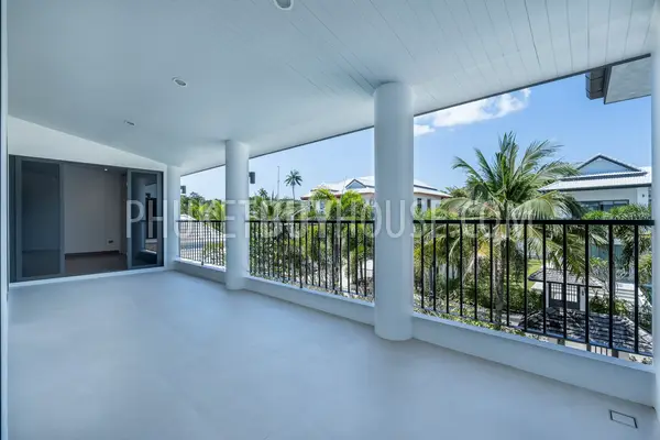 RAW22407: 4-Bedroom Villa with Saltwater Pool and Premium Interior in Rawai. Photo #22