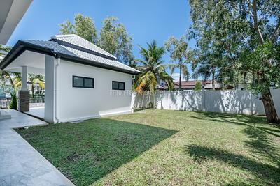 RAW22407: 4-Bedroom Villa with Saltwater Pool and Premium Interior in Rawai. Photo #31