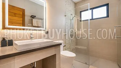 RAW22407: 4-Bedroom Villa with Saltwater Pool and Premium Interior in Rawai. Photo #12