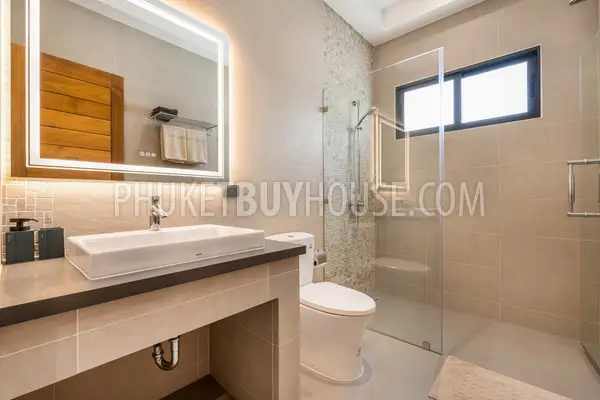 RAW22407: 4-Bedroom Villa with Saltwater Pool and Premium Interior in Rawai. Photo #12