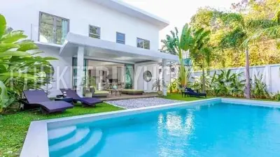 NAI7079: Pool Villa in Nai Harn. Photo #10