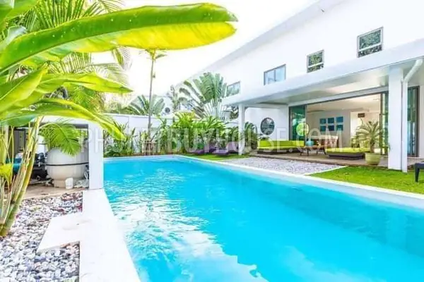 NAI7079: Pool Villa in Nai Harn. Photo #11