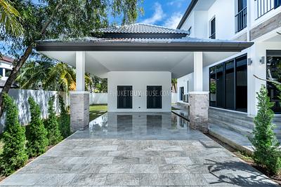 RAW22407: 4-Bedroom Villa with Saltwater Pool and Premium Interior in Rawai. Photo #32