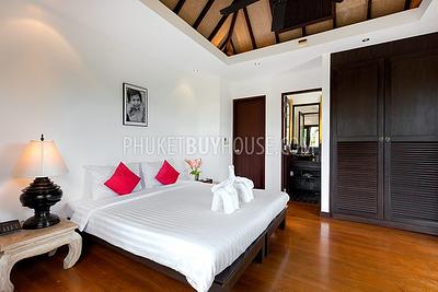 KTH7083: Spacious 1-Bedroom Apartment in Kathu. Photo #2