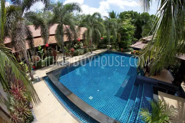 EAS7085: Grand Residence with Splendid Pool in Paklok, Thalang. Photo #10