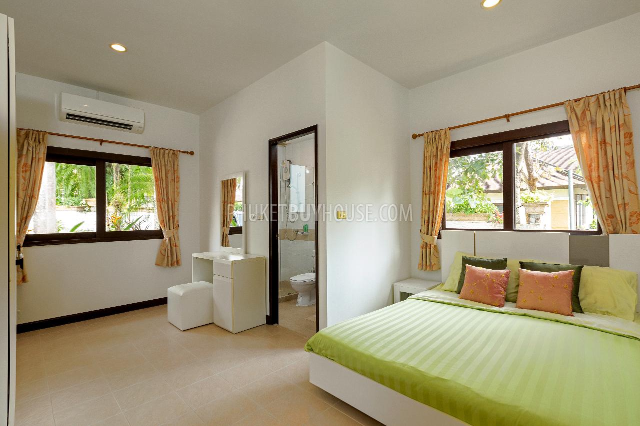 BAN7086: 4 Bedrooms Pool Villa in Bang Tao. Photo #4