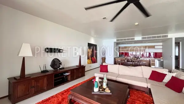 KAT22411: Stunning Two-Bedroom Sea-View Condominium for Sale in Kata . 照片 #6