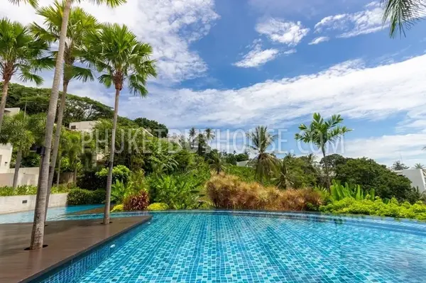 KAT22411: Stunning Two-Bedroom Sea-View Condominium for Sale in Kata . 照片 #17