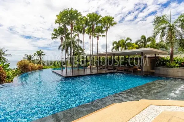 KAT22411: Stunning Two-Bedroom Sea-View Condominium for Sale in Kata . 照片 #16