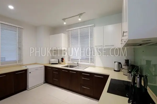KAT22412: Spacious 3-Bedroom Condominium with Private Balcony Near Kata Beach. Photo #3