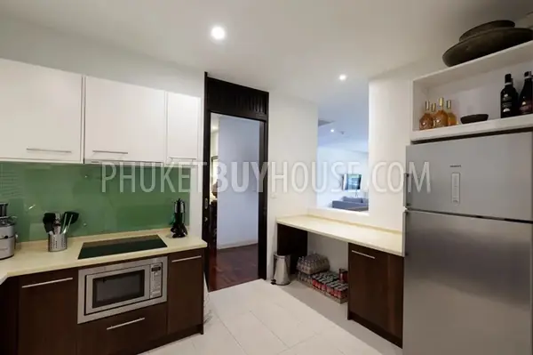 KAT22412: Spacious 3-Bedroom Condominium with Private Balcony Near Kata Beach. Photo #4