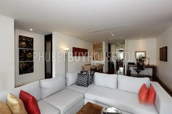KAT22412: Spacious 3-Bedroom Condominium with Private Balcony Near Kata Beach. Photo #6