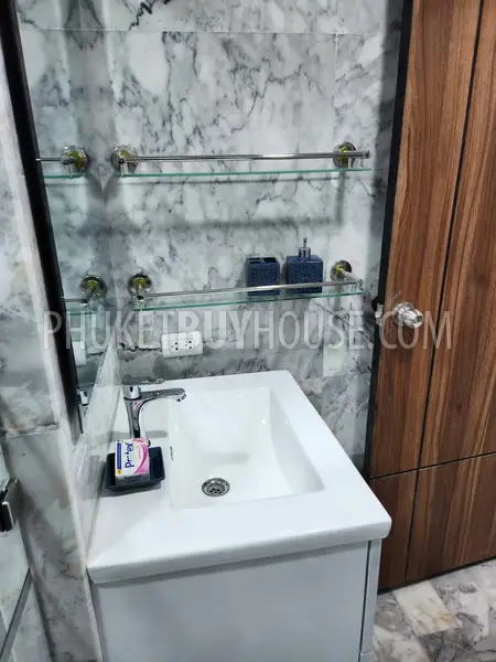 RAW22413: Spacious Apartment Near Rawai Beach – Comfort and Convenience by the Sea for Sale. Fotoğraf #14