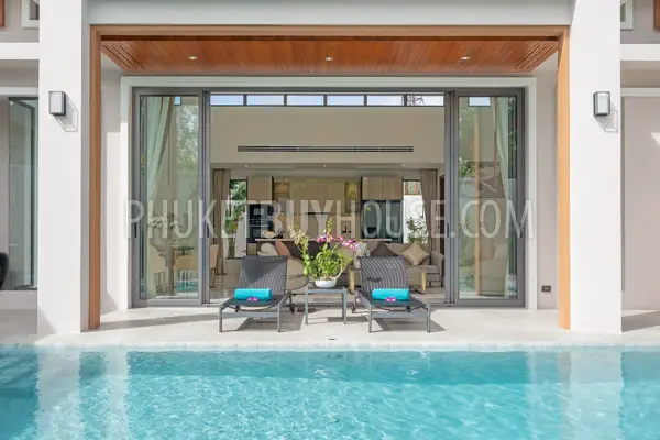 BAN7096: Stunning 4 Bedroom Villa with Private Pool in Bang Tao. Photo #2