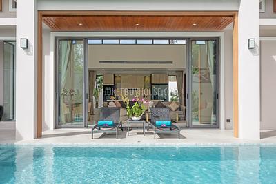 BAN7096: Stunning 4 Bedroom Villa with Private Pool in Bang Tao. Photo #2