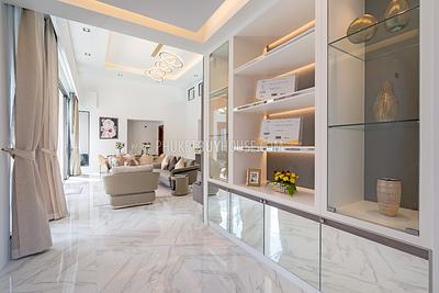 BAN7096: Stunning 4 Bedroom Villa with Private Pool in Bang Tao. Photo #20