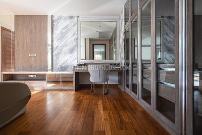 BAN7096: Stunning 4 Bedroom Villa with Private Pool in Bang Tao. Photo #31