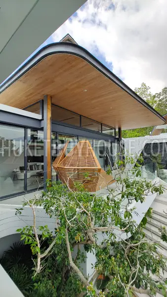 LAY7098: 5-Bedroom Villa of Tremendous Size in Layan Area. Photo #8