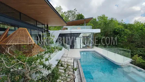 LAY7098: 5-Bedroom Villa of Tremendous Size in Layan Area. Photo #11