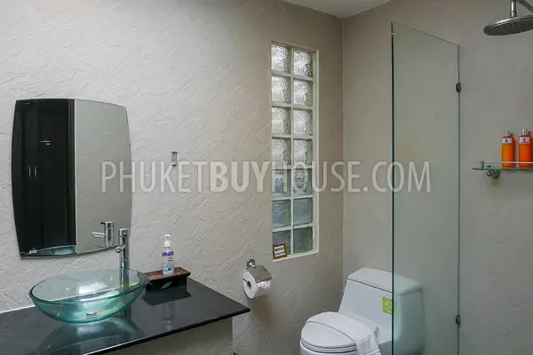 PAT7099: Glorious Villa with 5 bedrooms in Patong. Photo #11