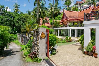 PAT7099: Glorious Villa with 5 bedrooms in Patong. Photo #4