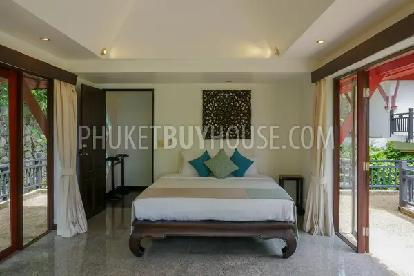 PAT7099: Glorious Villa with 5 bedrooms in Patong. Photo #16