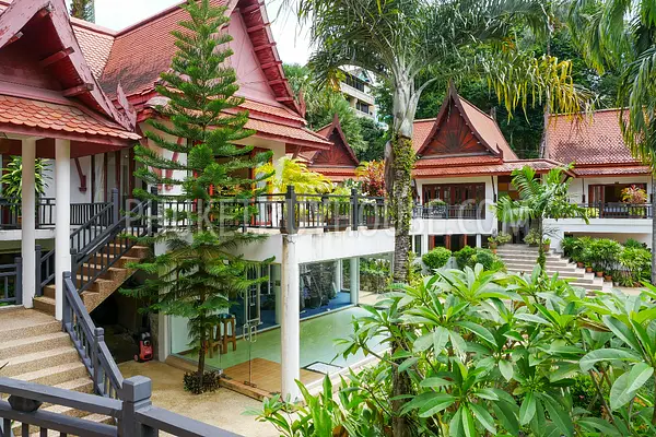 PAT7099: Glorious Villa with 5 bedrooms in Patong. Photo #15