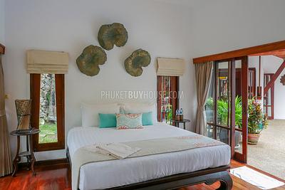 PAT7099: Glorious Villa with 5 bedrooms in Patong. Photo #31