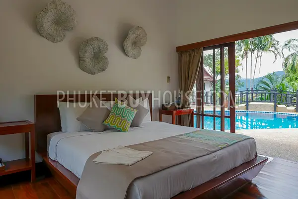 PAT7099: Glorious Villa with 5 bedrooms in Patong. Photo #23