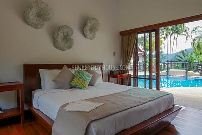 PAT7099: Glorious Villa with 5 bedrooms in Patong. Photo #23